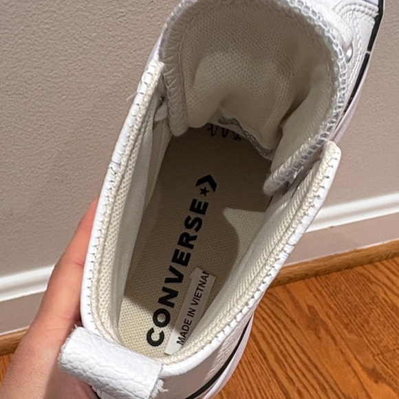 New Converse Run Star Hike Leather White Women's Platform Sneakers A04293C Sz 7 - Picture 11 of 12